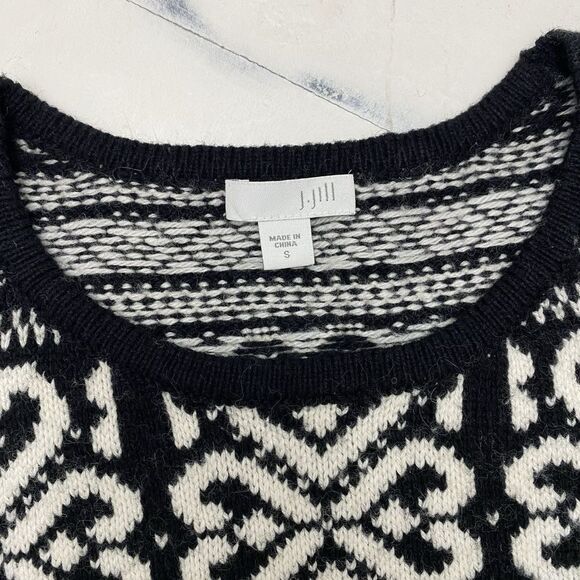 J Jill White Blackcream Nordic Celtic Hearts Wool Blend Sweater Women's Small - Picture 4 of 11